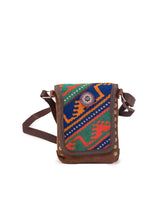 Load image into Gallery viewer, Kardashii Fashionable Antique Flap Bag Shoulder and Cross Body Relaxed Model Proper from Day to Evening Kardashian Kim Kylie