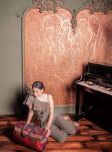 Load image into Gallery viewer, BJ5541 kardashii hippie Turkish Rug Top Handle Suzani colorfull roomy on-trend Kilim Rug Bag Kardashian Kim Kylie