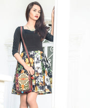 Load image into Gallery viewer, Kardashii Yellow mysterious design Handmade Carpet Bag for Travel Kardashian Kim Kylie