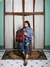 Load image into Gallery viewer, Kardashii handmade shoes ancient rubber or leather silk or cotton light-weight and very comfortable for your daily use Kardashian Kim Kylie
