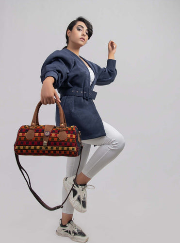 kardashii hippie Turkish Rug Top Handle colorfull roomy on-trend Kilim Rug Bag Kardashian Kim Kylie