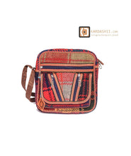 Load image into Gallery viewer, Kardashii lux representative gift carpetbag handmade closure on the top unique bag functional, antique and remarkably uniqueness Kardashian kim kylie
