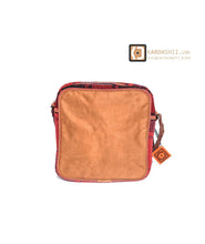 Load image into Gallery viewer, Kardashii lux representative gift carpetbag handmade closure on the top unique bag functional, antique and remarkably uniqueness Kardashian kim kylie
