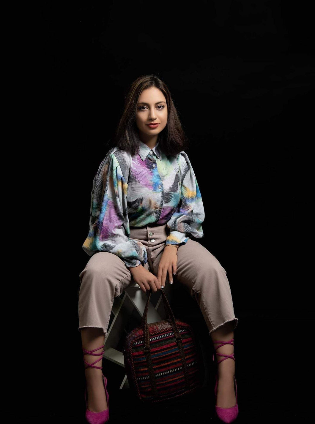 Kardashii Fabulous Suzani Unique Persian Carpet Hand-Woven Everyday Bag Comfortable Roomy Feminine Casual-Chic Kardashian Kim Kylie