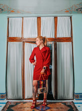 Load image into Gallery viewer, kardashii roomy Turkish informal Jajim Top Handle fashionable roomy Vintage Kilim Rug Bag Kardashian Kim Kylie
