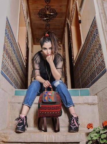 Kardashii zip pocket representative gift carpet bag handmade traditional geometric unique bag functional, spun wool and yarns uniqueness kardashian kim kylie